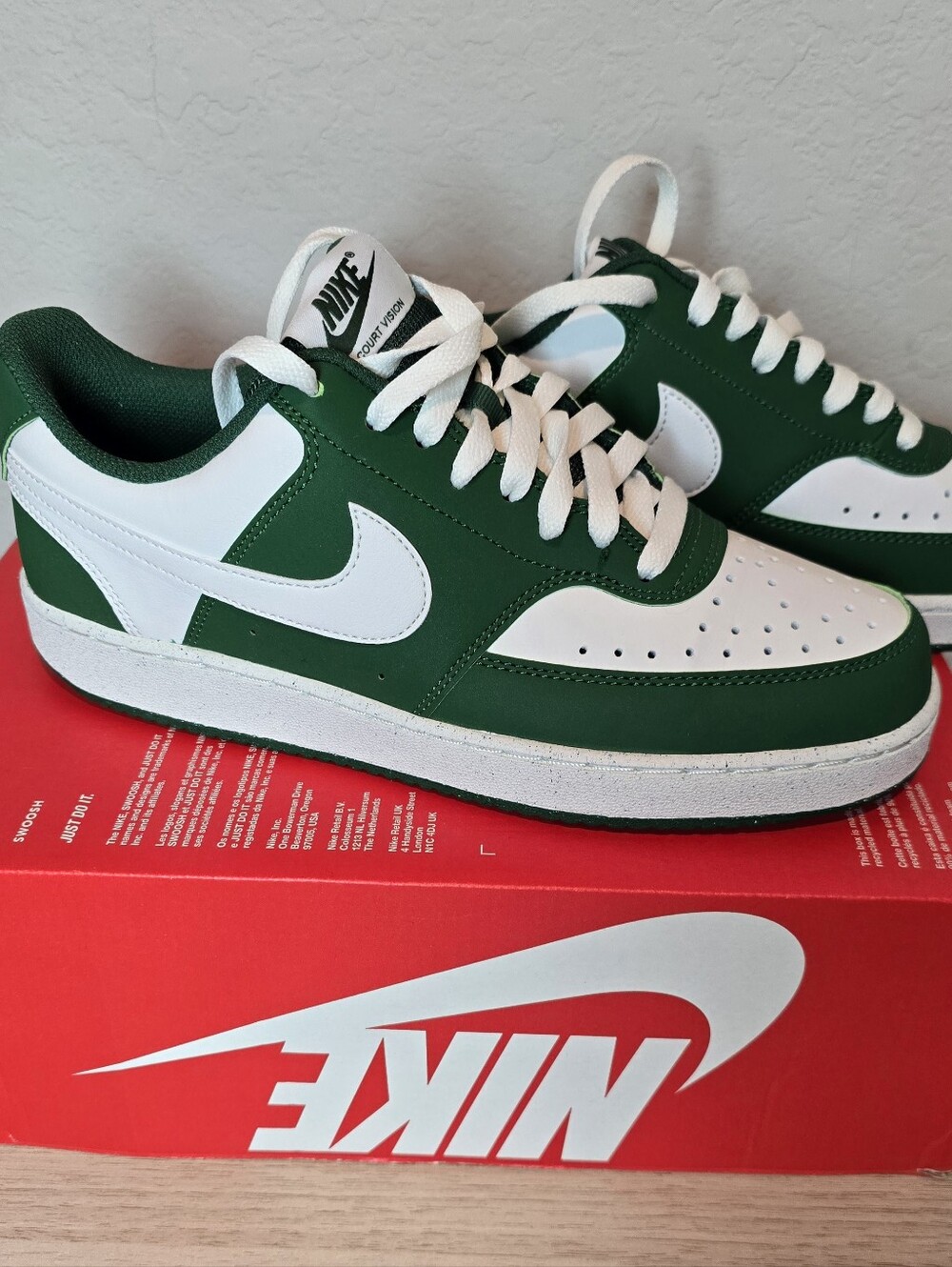 Nike Womens Court Vision Lo Green White Sneakers Low Size 9 New